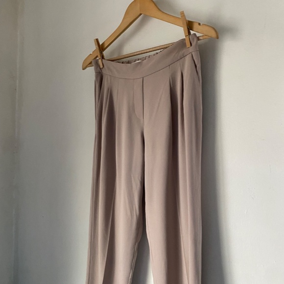 Aritzia Babaton 2 Cohen Crop Pant - Picture 7 of 10